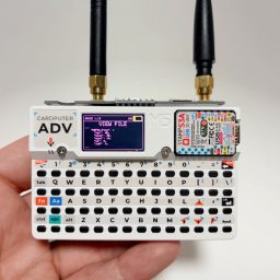 Alternative view of C1101 nRF24 RF CAP for CardPuter ADV