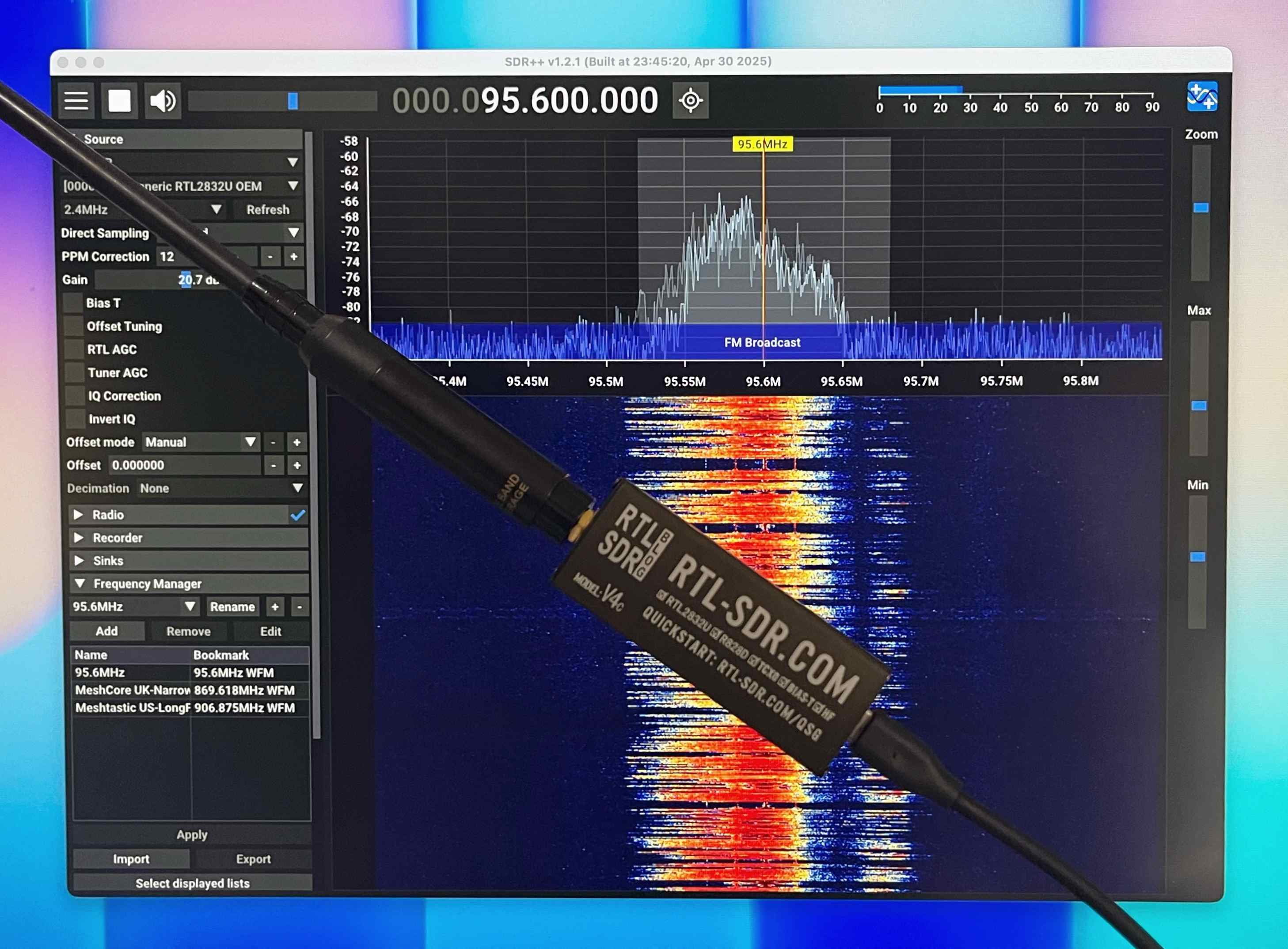 RTL-SDR V4C - Software Defined Radio Dongle - Image 4